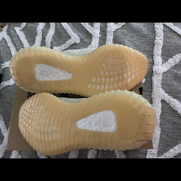 Brand new never worn Yeezy 350 “Light” - Picture 3 of 6